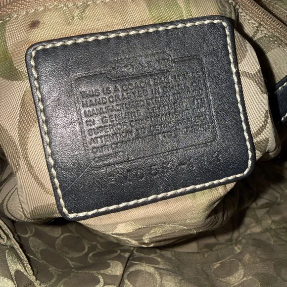 SOLD (outside Poshmark) Vintage Coach Legacy Straw and Leather Tote - Picture 3 of 5